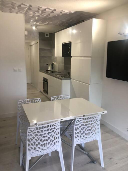 Studio 25M2 Hyeres Plages Exteriör bild